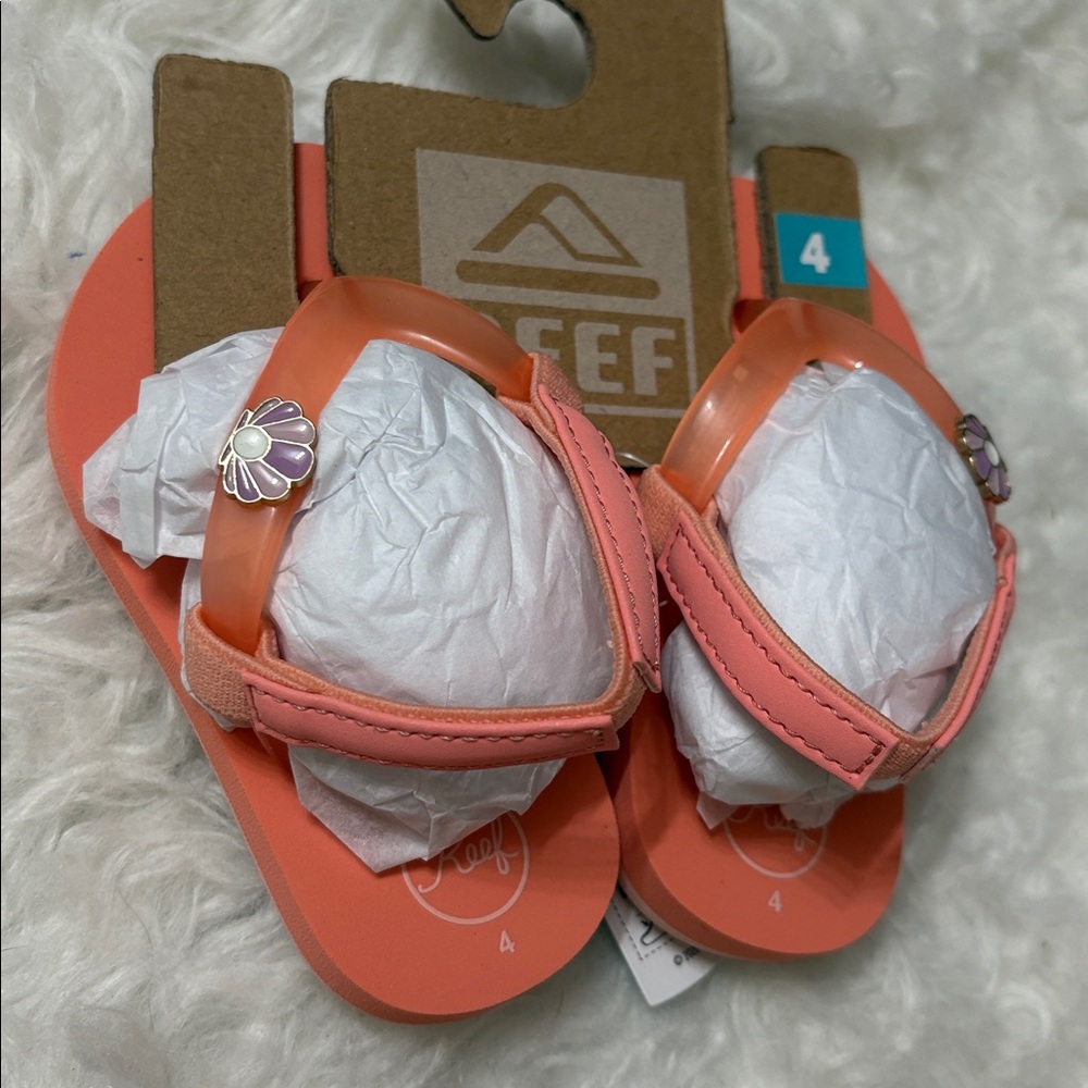 NWT Reef Light Pink Peach Parfait Toddler Little Charming Sandals Size 4